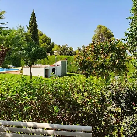 Bungalow Los Almendros Apartment *