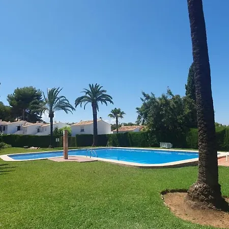 Bungalow Los Almendros Педрегер