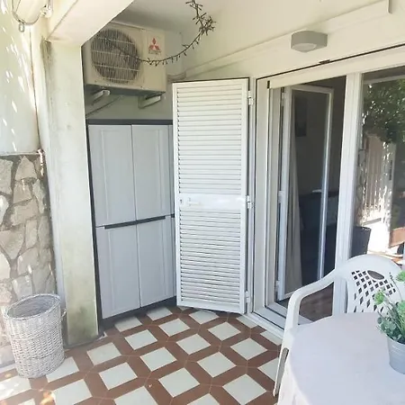 Апартаменты Bungalow Los Almendros *